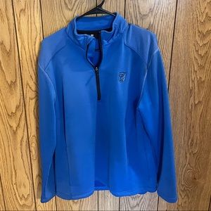 Nice Under Armour pullover. Good for chilly morning on golf course!